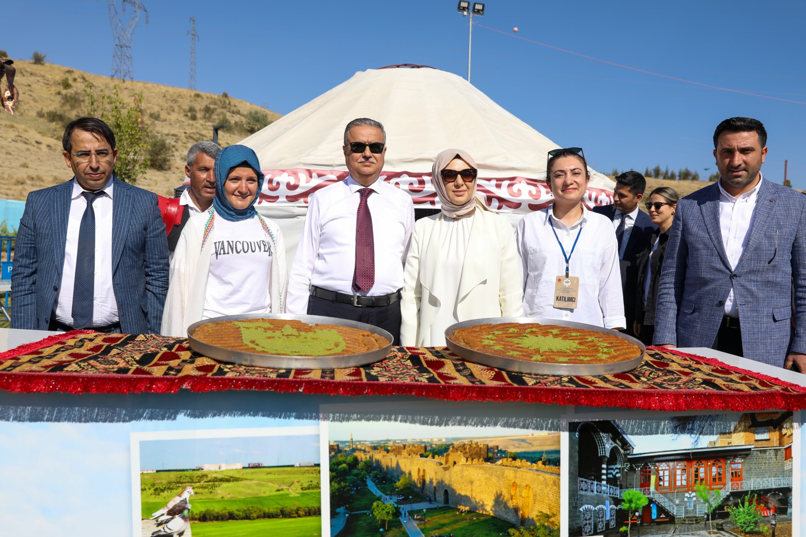 Diyarbakır valisi Su Malazgirt Zaferi kutlamalarına katıldı