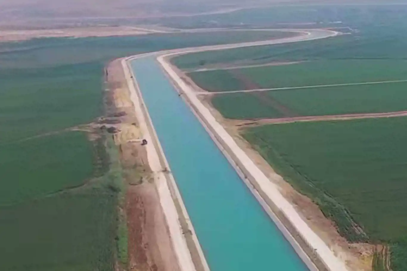 Mardin Ceylanpınar Ana Kanalı ile tarım arazileri suya kavuştu
