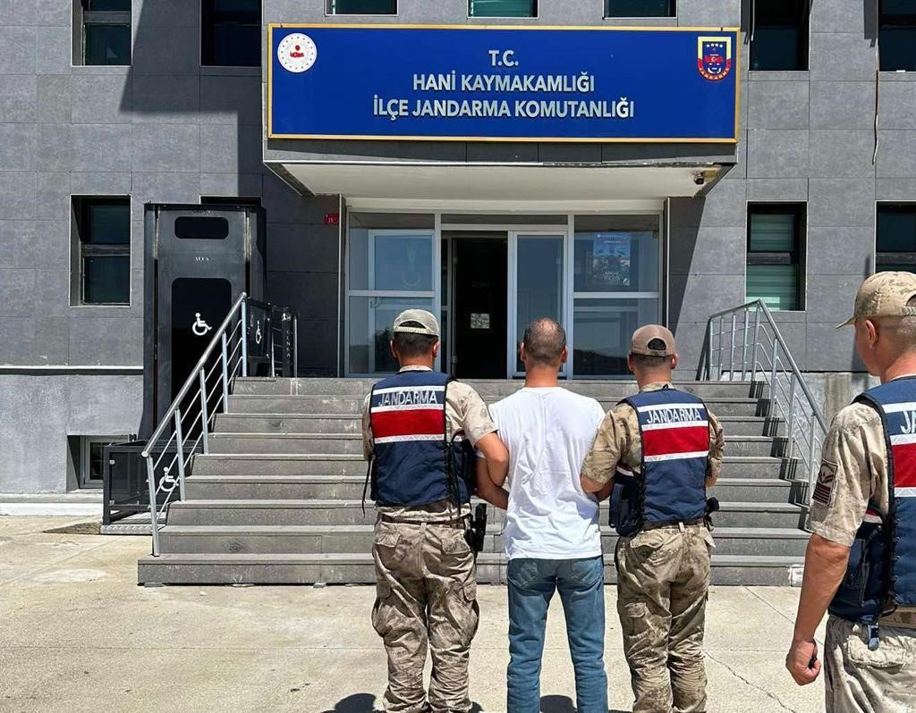Diyarbakır’da 13 yıl kesinleşmiş hapis cezası bulunan hükümlü yakalandı