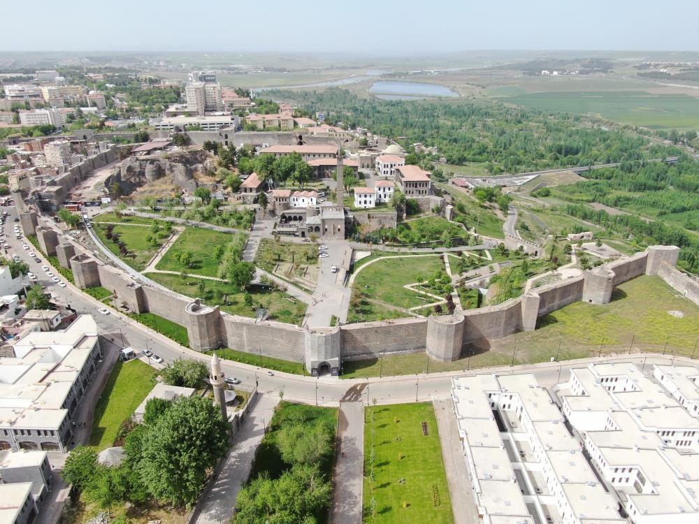 Bakanlık Diyarbakır’da imar değiştirdi, mahkeme iptal etti