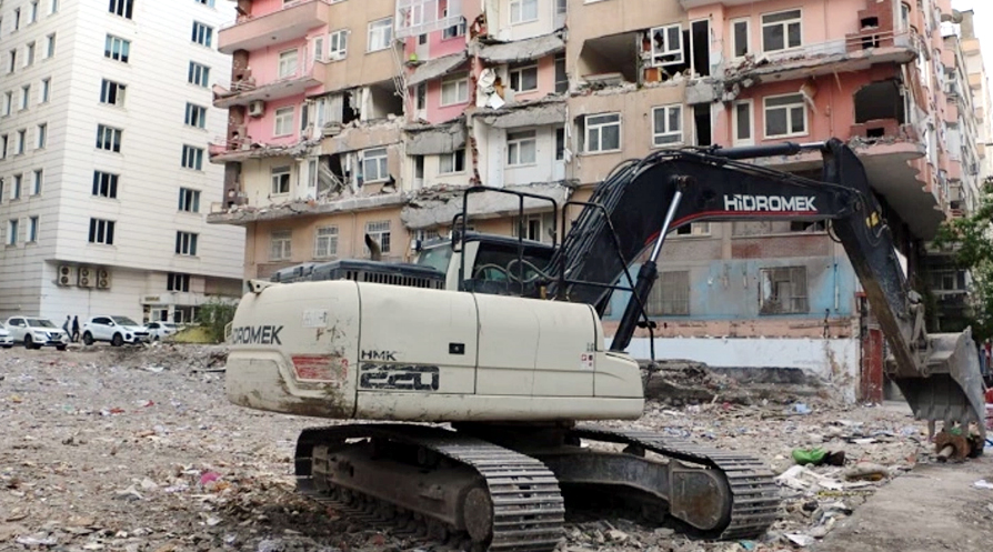 Diyarbakır’daki yıkımlara ilişkin hukuki süreç başlatılacak!