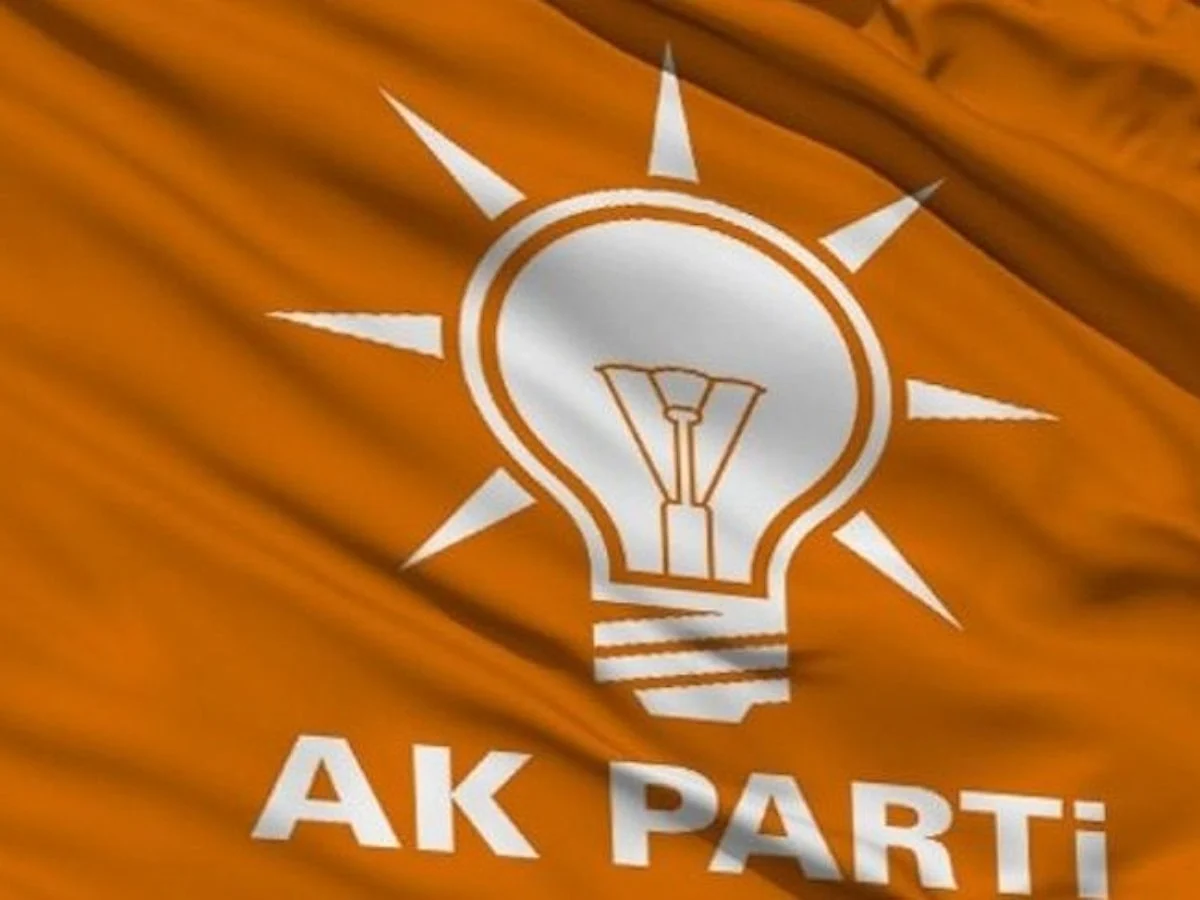 Son Dakika: Ak Parti Diyarbakır’da iki ilçe başkanı görevden alındı
