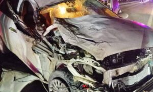 Zincirleme trafik kazası: 3 ölü 8 yaralı
