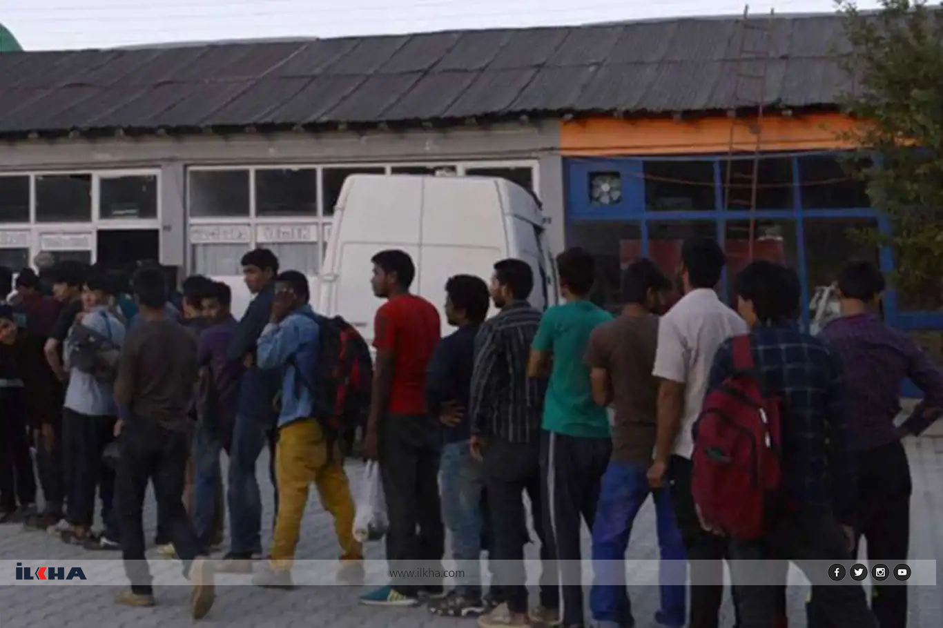 Edirne’de 42 düzensiz göçmen yakalandı