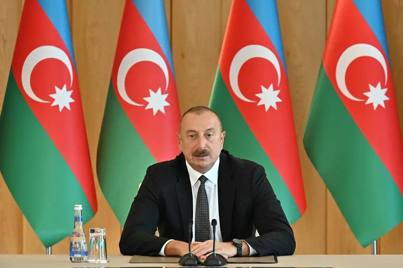 Aliyev’den Ermeniler için açıklama