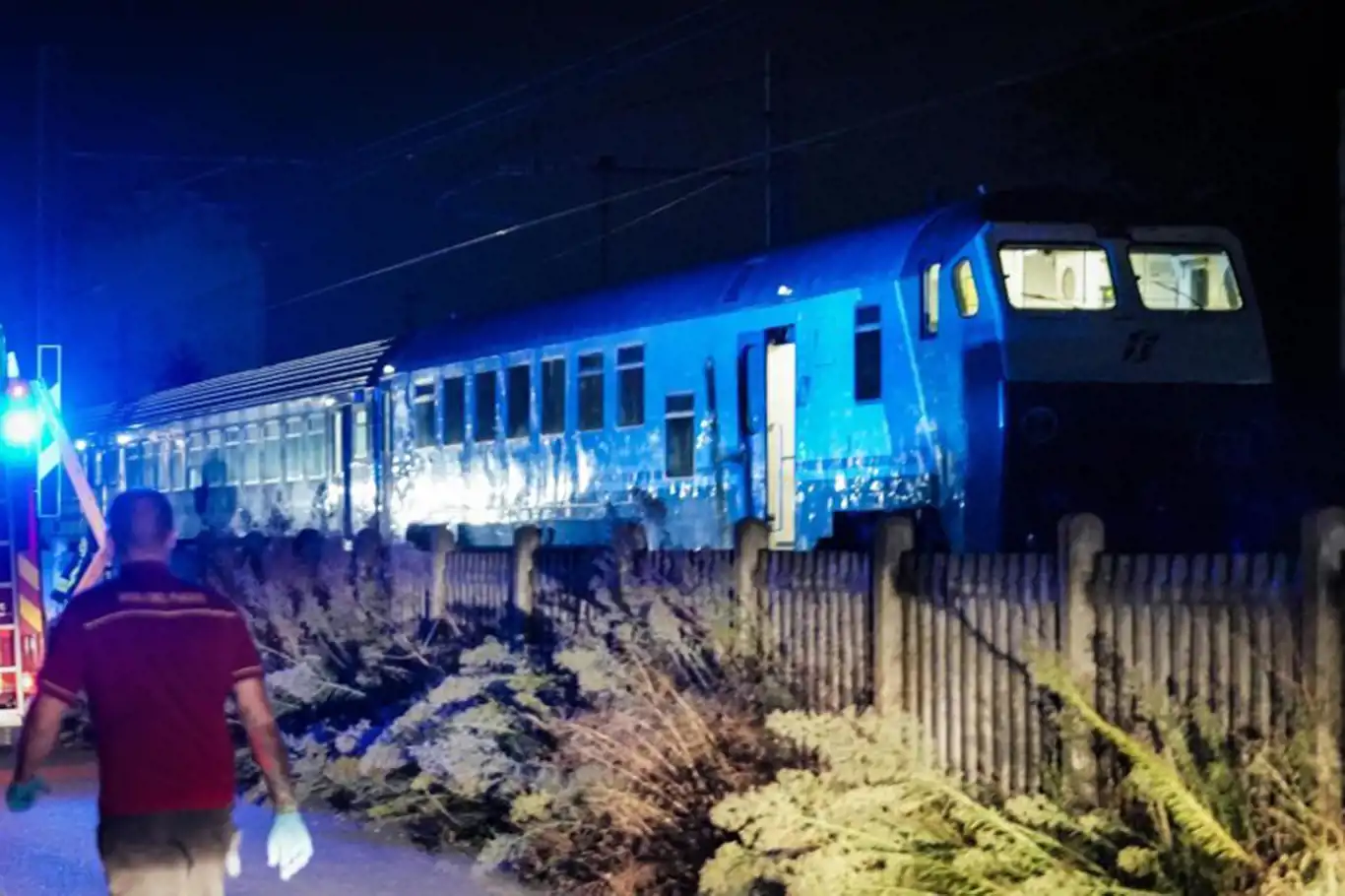Tren kazasında 5 demiryolu işçisi öldü