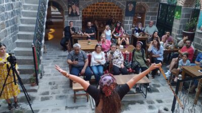  Diyarbakır’da ‘Kafede Sanat’ etkinlikleri düzenleniyor