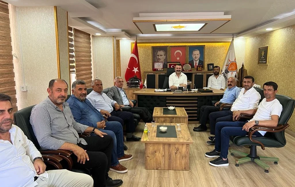 Diyarbakır’da ilçe başkanı ve yönetimine işten el çektirildi