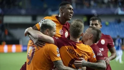 Galatasaray son dakikalarda geri döndü!
