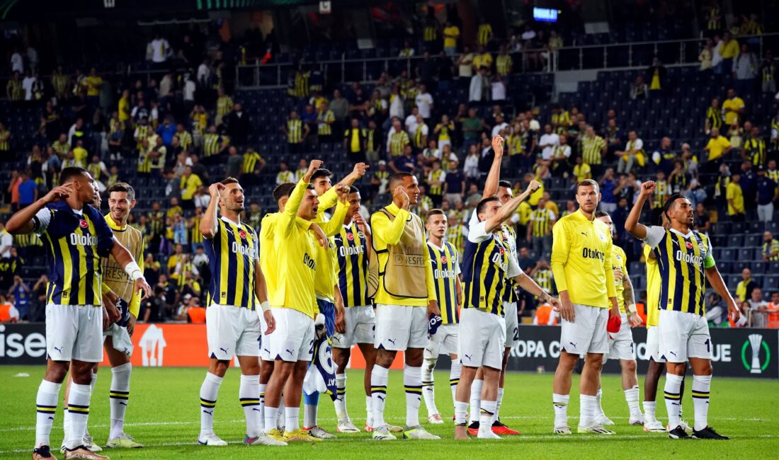 Fenerbahçe’den Kadıköy’de yedeklerle şov