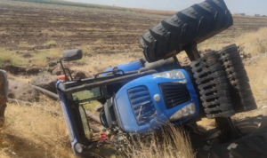 Diyarbakır’da traktör yan yattı: Bir yaralı