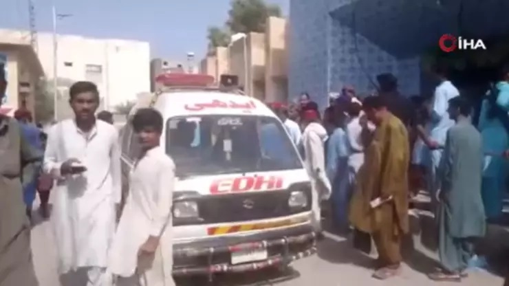 Pakistan’da evde havan mermisi patladı: 5’i çocuk 8 ölü