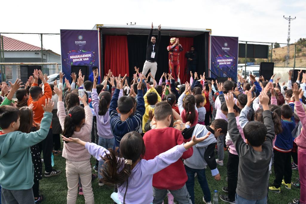 Diyarbakır’da çocuklar etkinlikte eğlendi