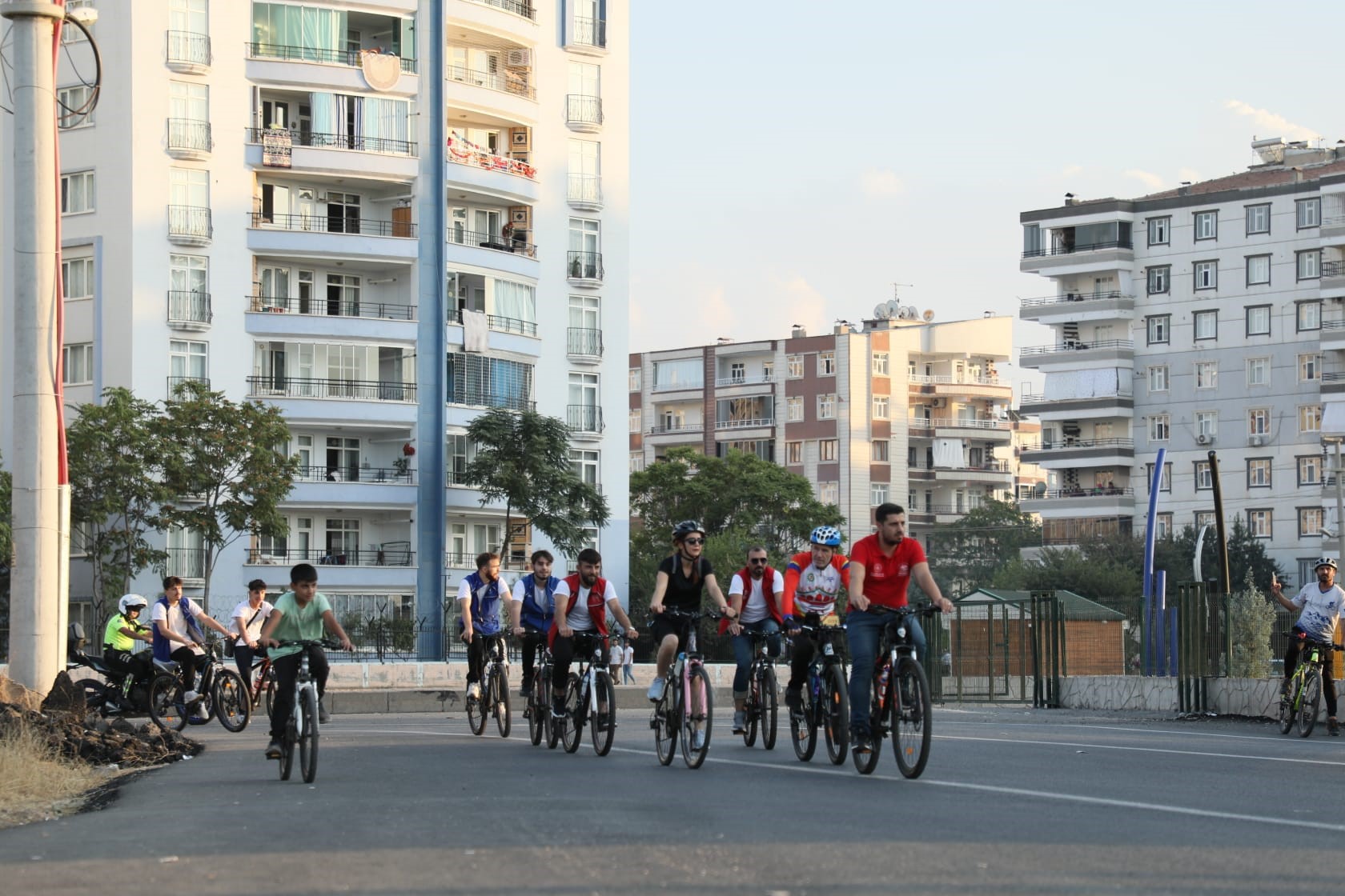 Diyarbakır’da sağlıklı yaşam için pedal çevirdiler