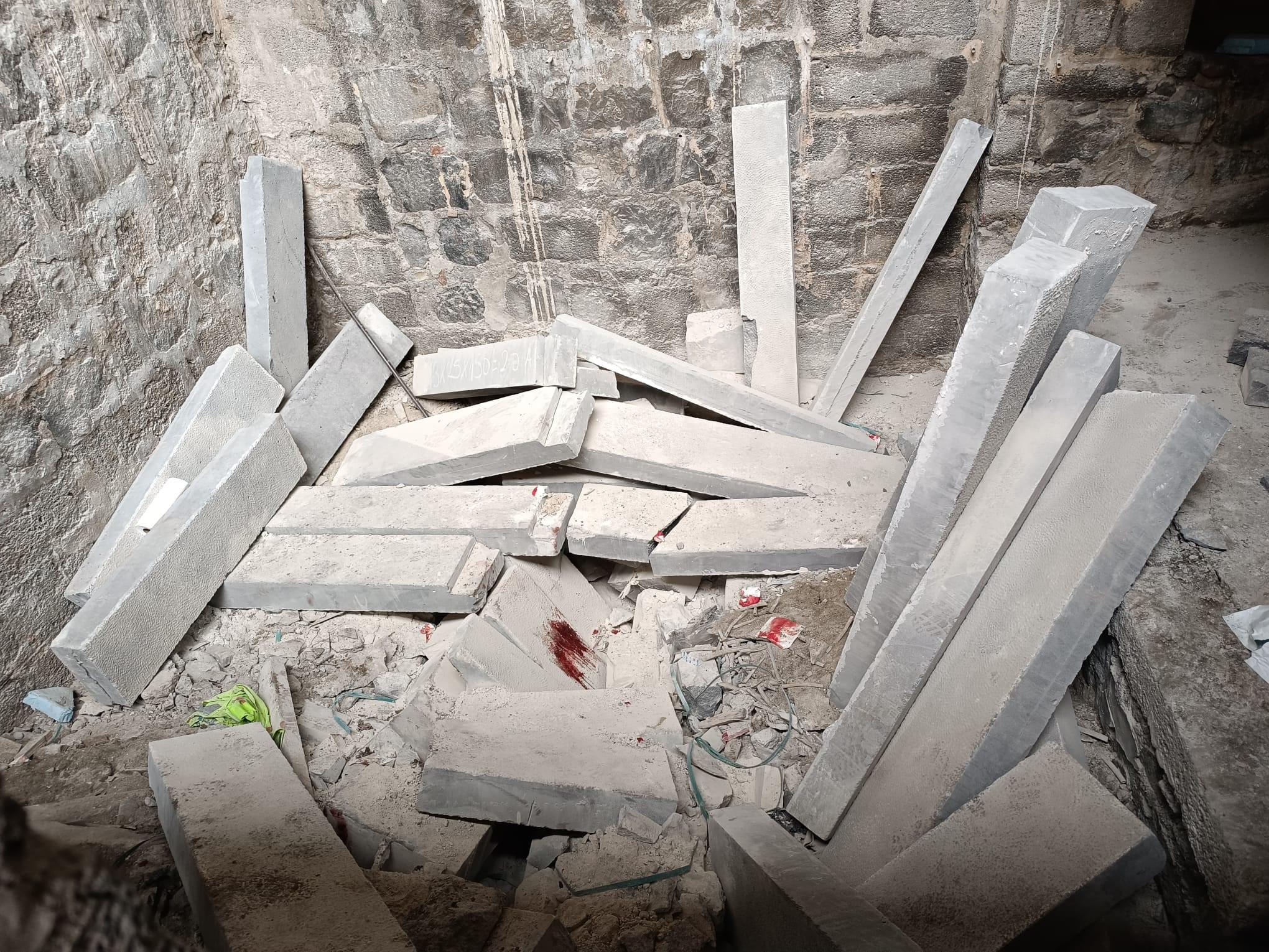 Diyarbakır’da restore edilen yapıda çökme meydana geldi: 2 yaralı