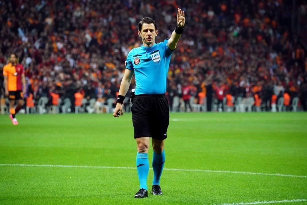 Galatasaray – Beşiktaş derbisinde düdük çalacak hakem belli oldu