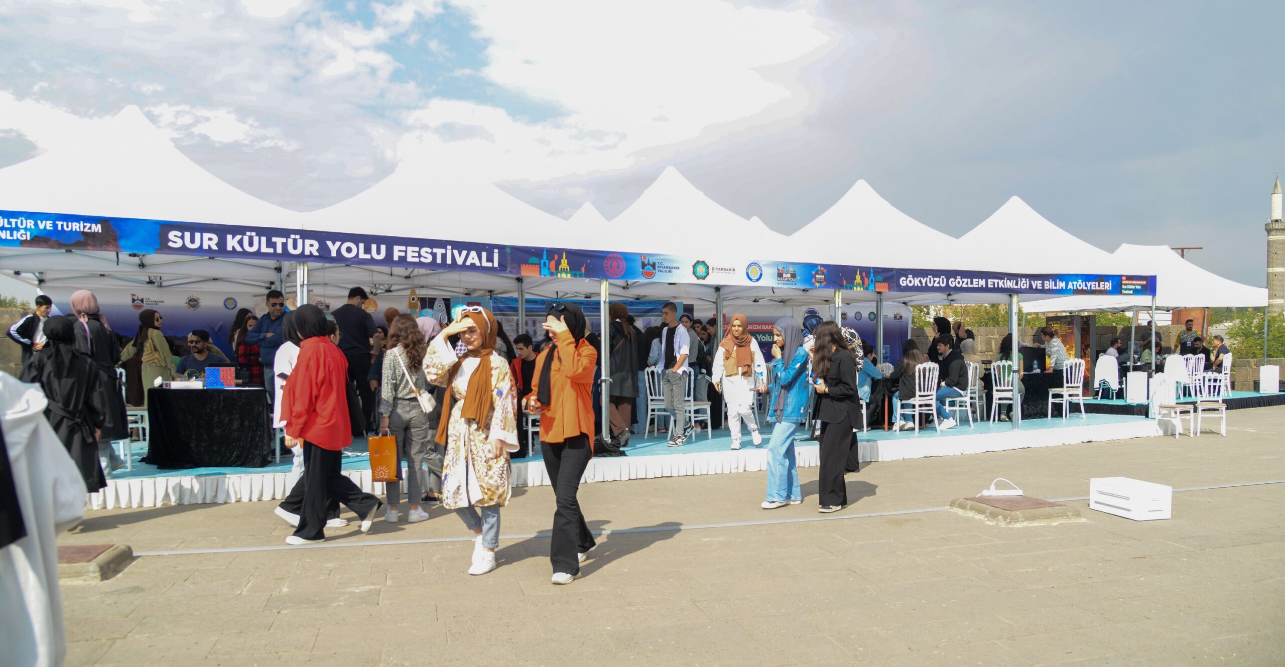 Diyarbakır’da öğrenciler festivali etkinliklerine katıldı