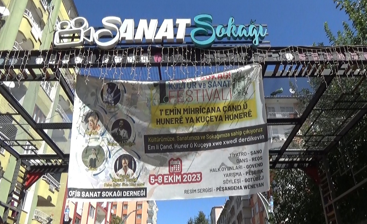 Diyarbakır’da Sanat sokağı kültür ve sanat festivali başladı