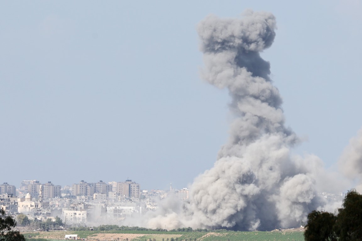 İsrail, Gazze’de gece boyu 100’den fazla noktayı vurdu