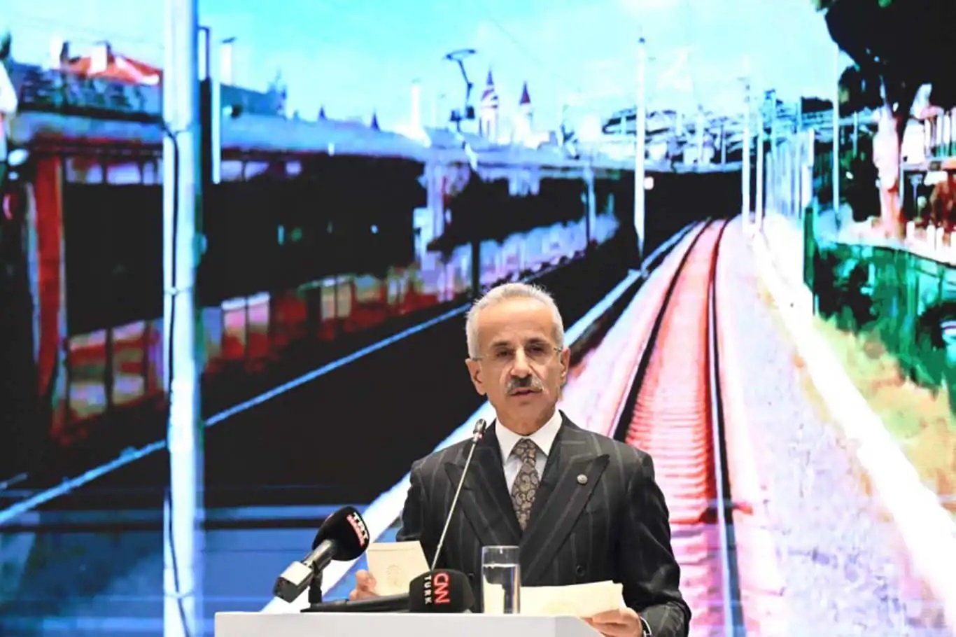 Bakan Uraloğlu: Basra Körfezi’ni Türkiye üzerinden Avrupa’ya bağlayacağız