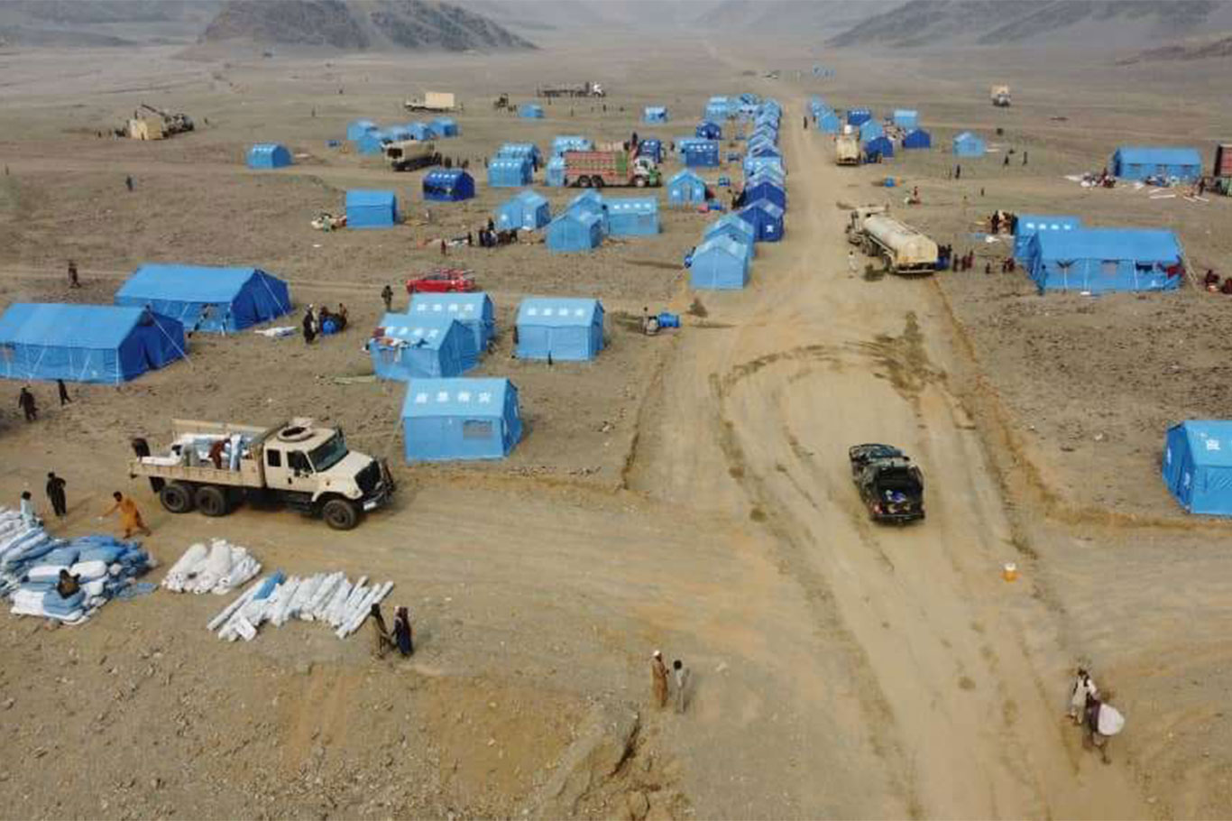 Ülkelerine geri dönen Afganlar için acil yardım çağrısı