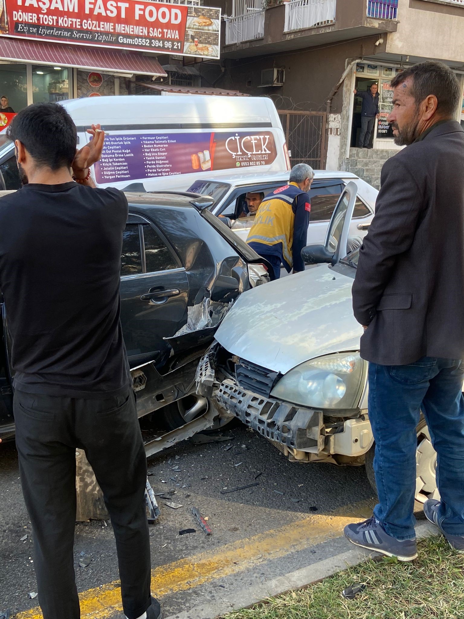 Diyarbakır’da zincirleme kaza: 2 yaralı