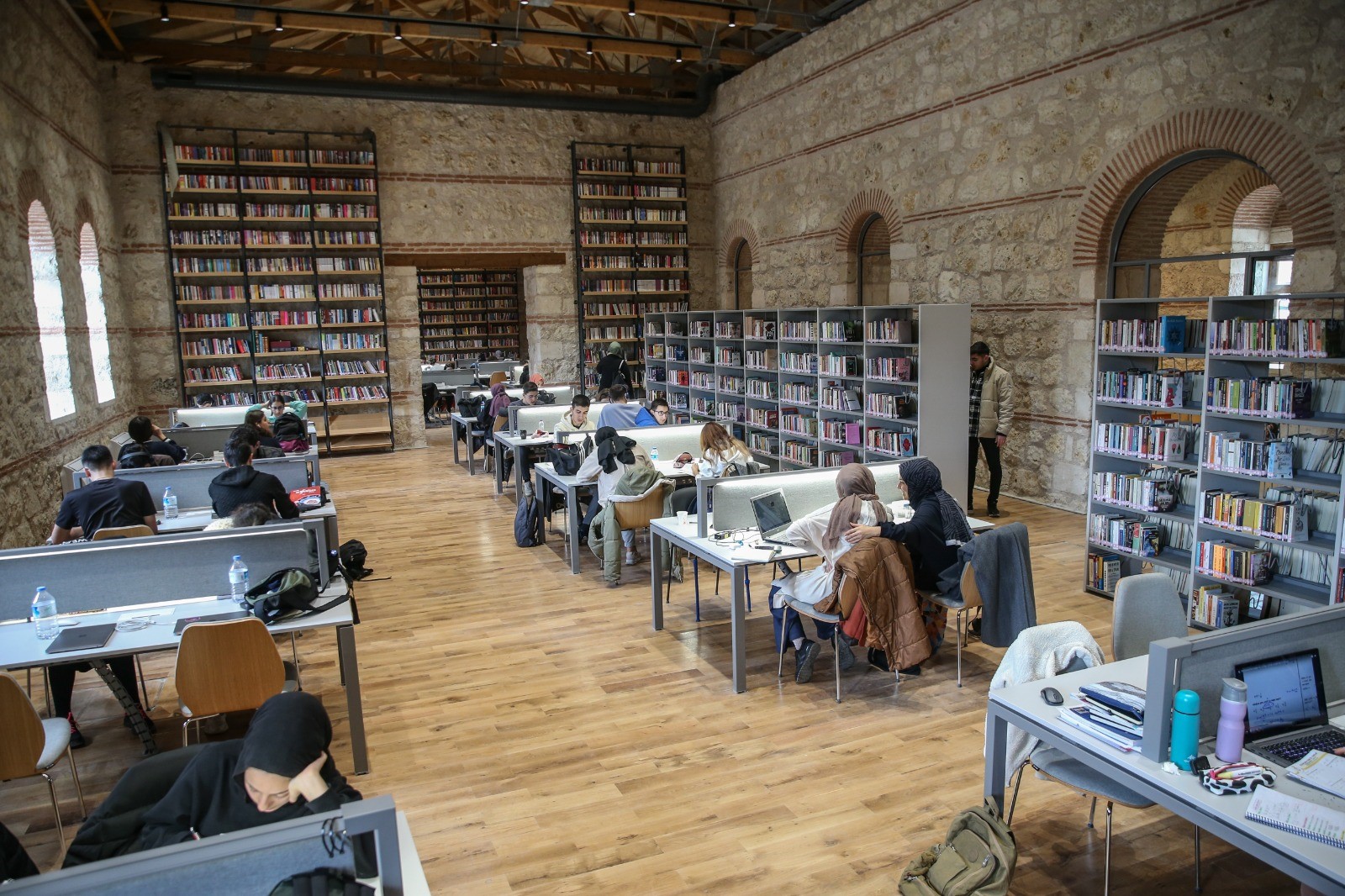  Kütüphanelerde bilgi teknolojileri eğitimleri başlıyor
