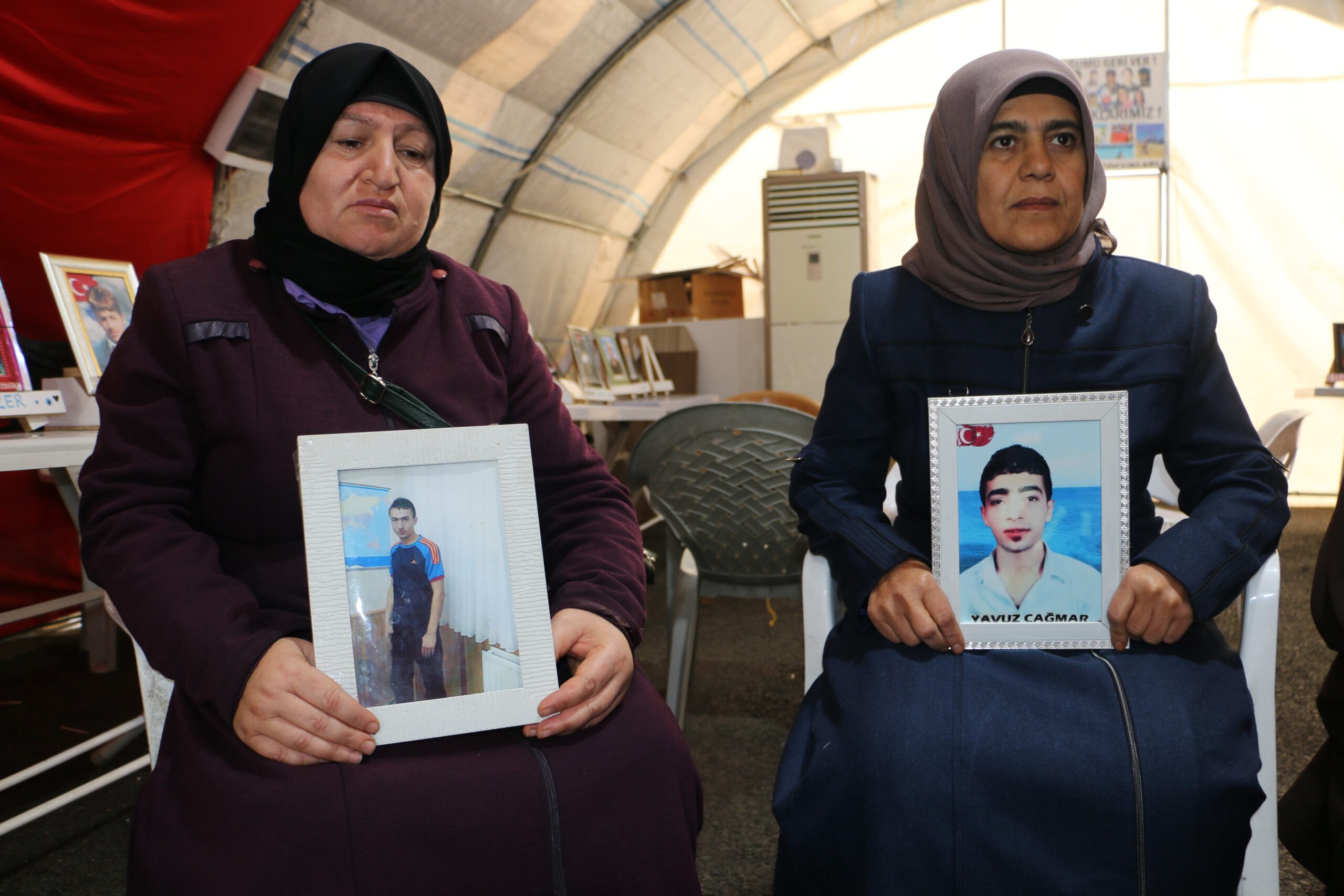 Diyarbakır’da annelerin umutlu bekleyişi sürüyor