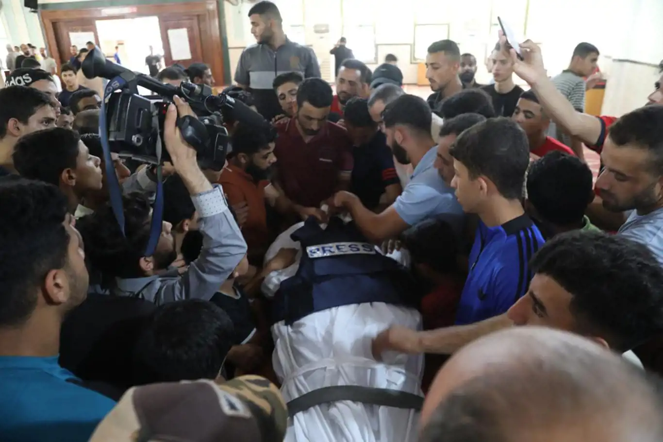 Gazze’de 66 gazeteci öldürüldü