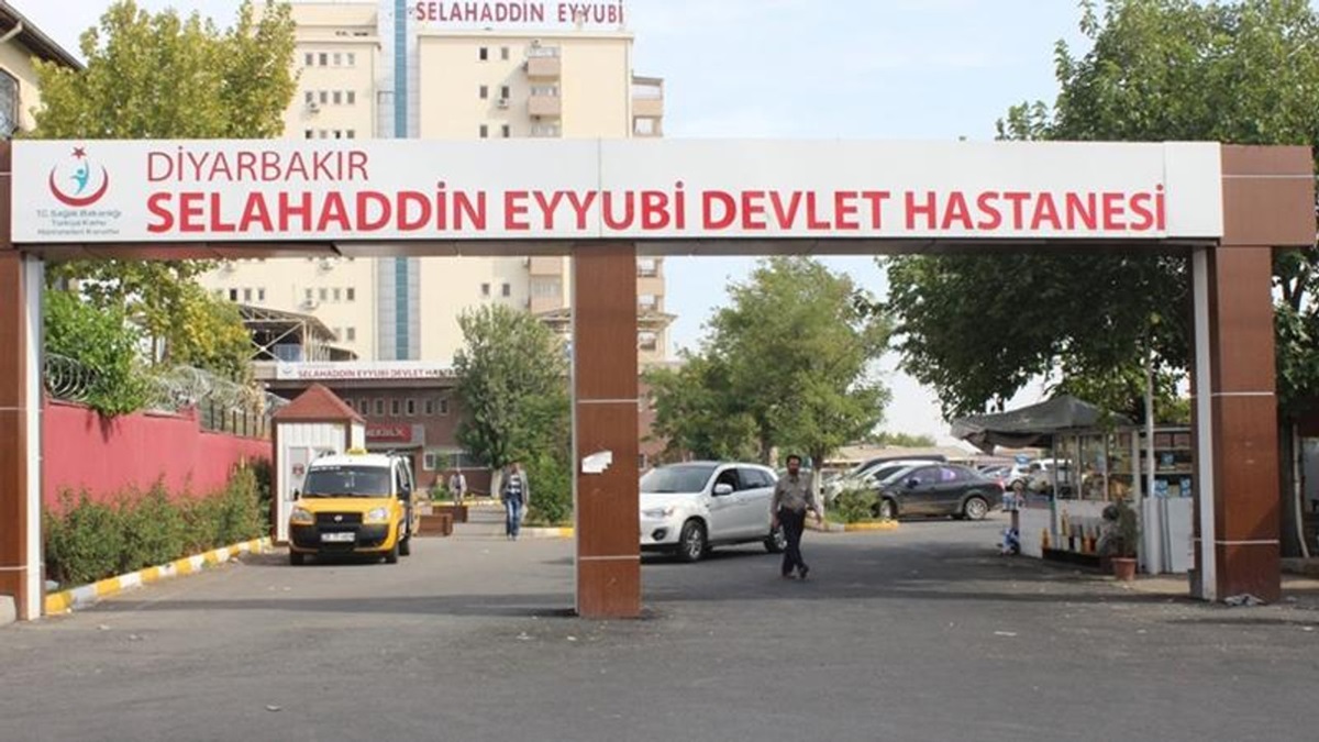 Diyarbakır’da bir öğretmen hayatını kaybetti