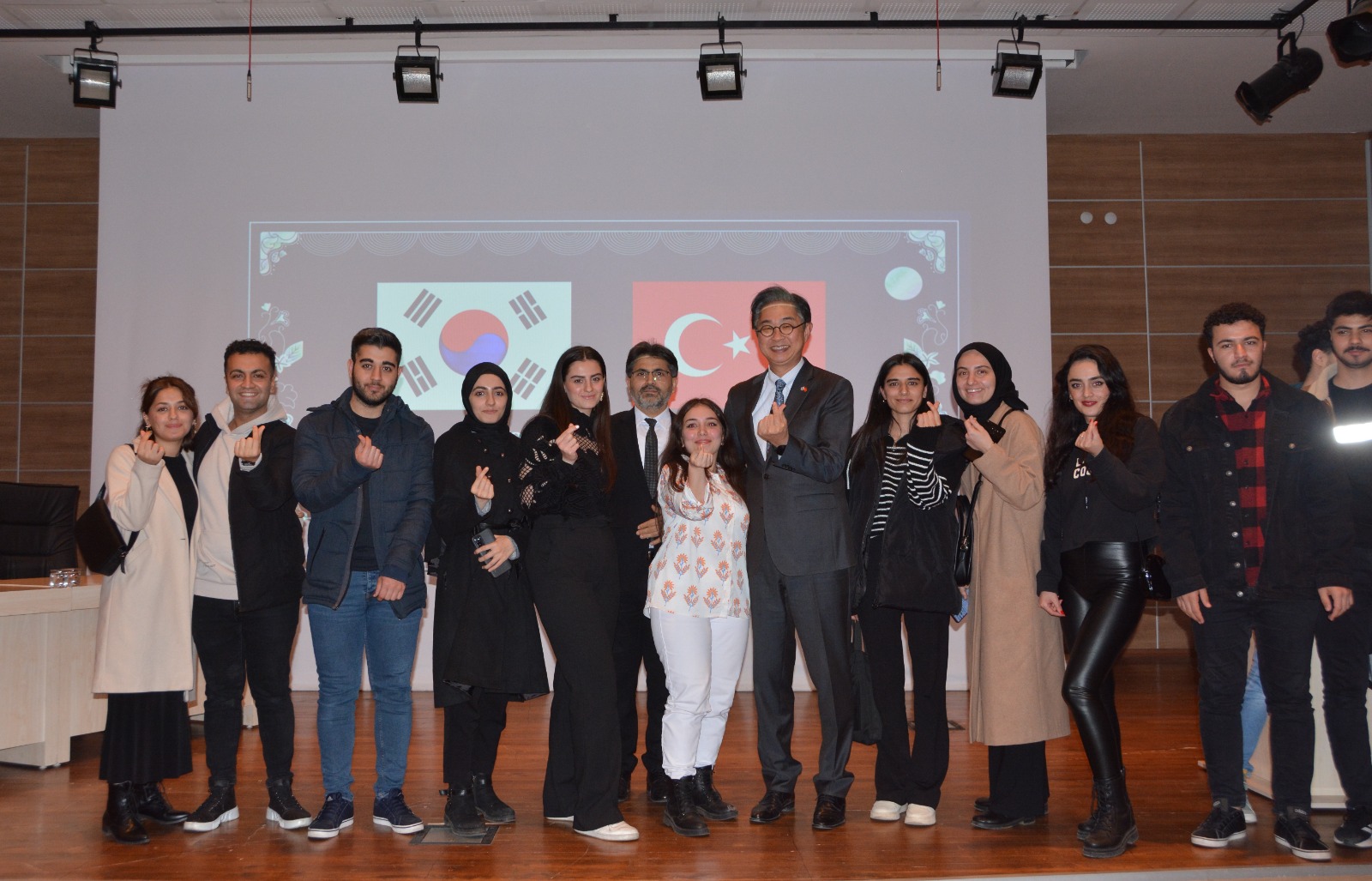 Kore Büyükelçisi: Diyarbakır’da tekstil sektörü dikkat çekiyor!