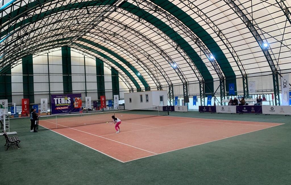 Diyarbakır’da “Uyanış Gençlik 2. Tenis Turnuvası”