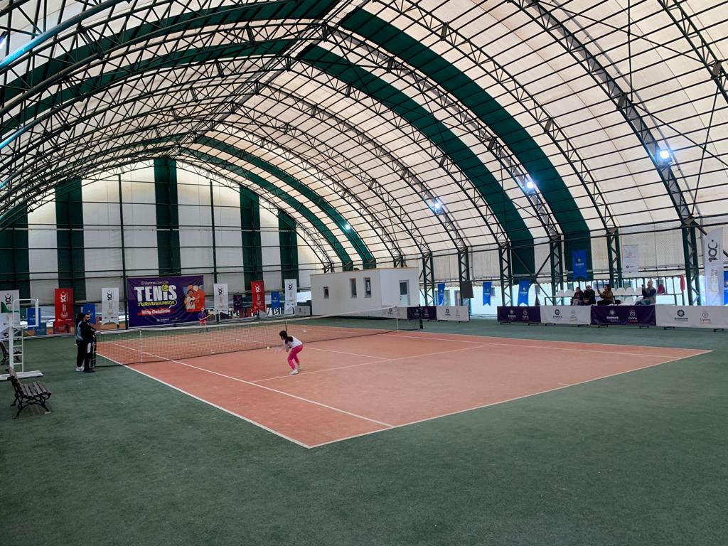 Diyarbakır’da “Uyanış Gençlik 2. Tenis Turnuvası”