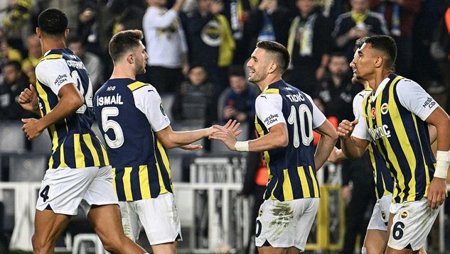 Fenerbahçe  farklı galibiyetle turladı