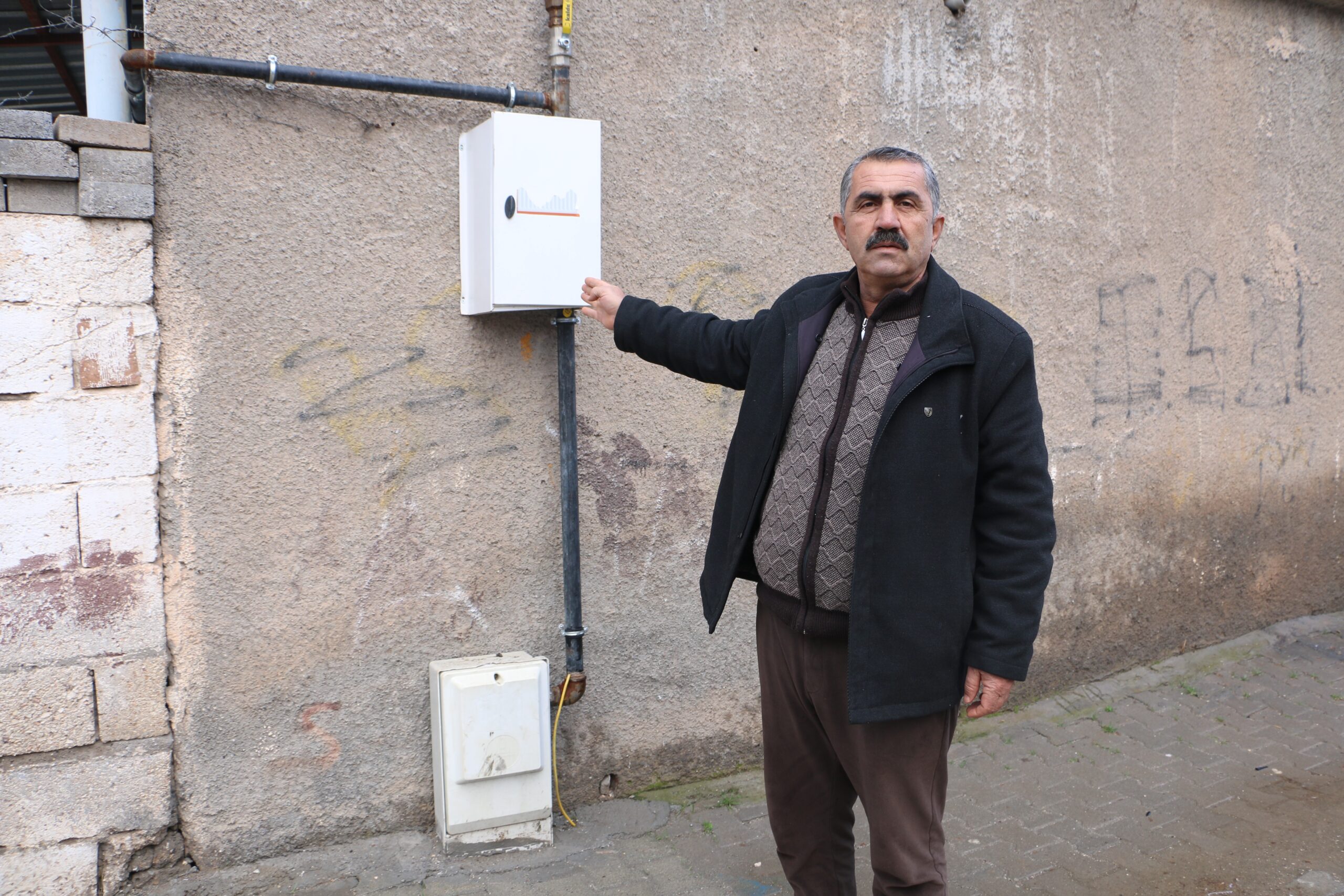 Diyarbakır’da vatandaşlar tepkili: Hat çekildi ama gaz yok…