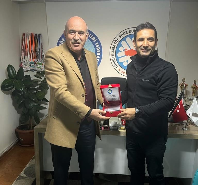 Bingöl ASKF’den TRT Kurdi’ye spor yayınları ödülü