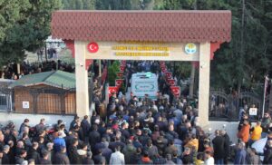Diyarbakır’daki kazada vefat edenler Adana’da defnedildi