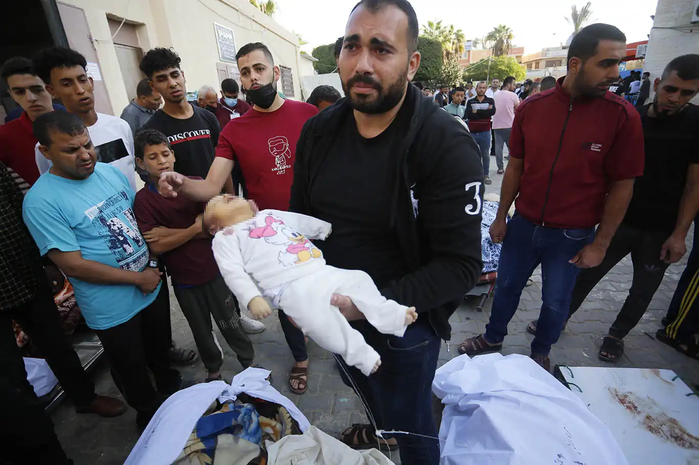 Gazze’de 8 bin 800 çocuk öldürüldü…