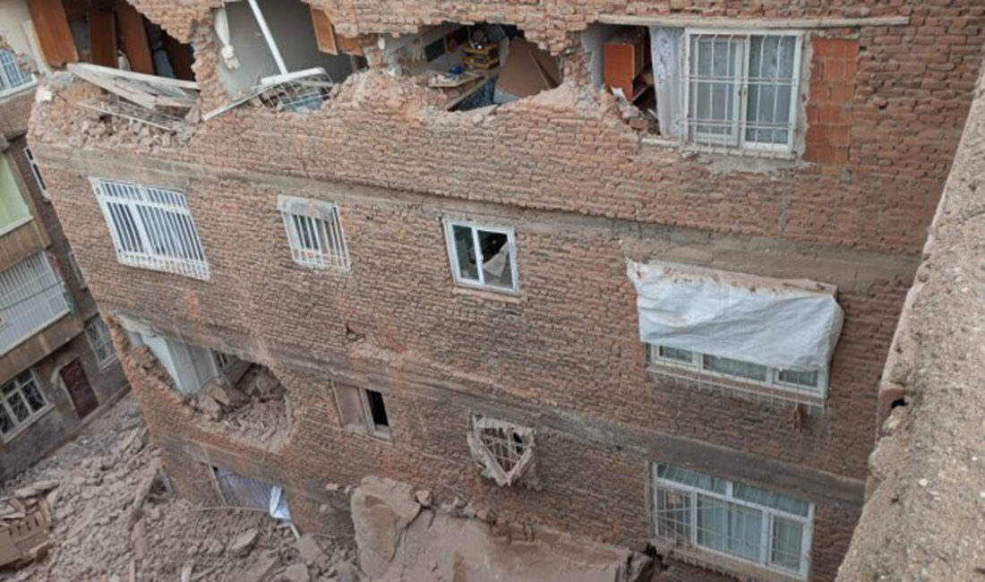 Diyarbakır’ın Sur İlçesi’nde depremde