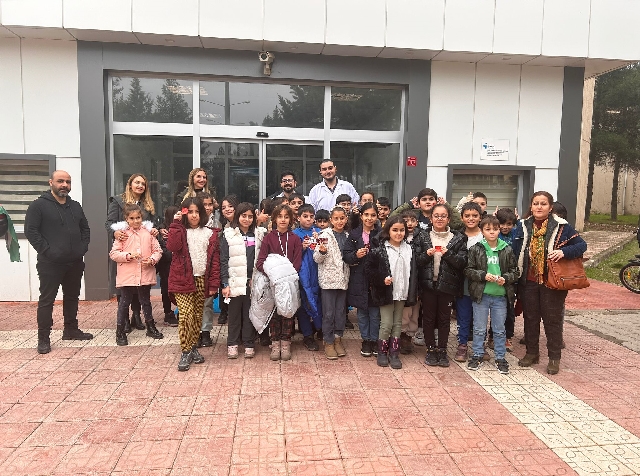 Diyarbakır’da Eczacılık Fakültesi çocukları ağırladı