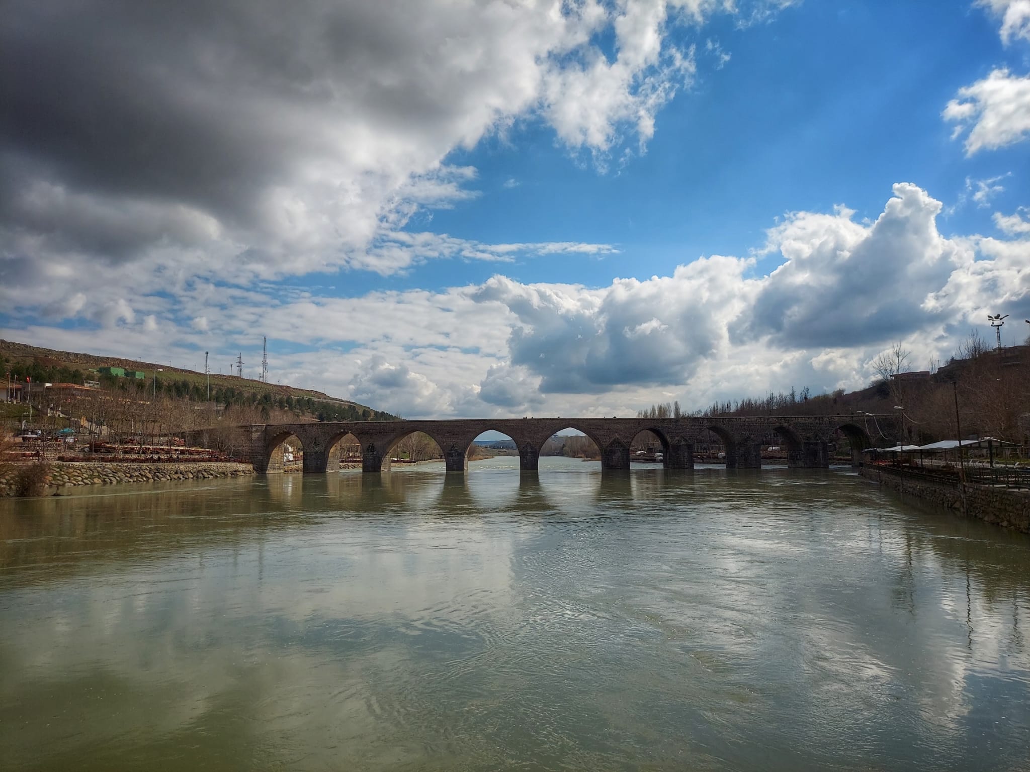 Diyarbakır’ın tarih kokan eseri: On Gözlü Köprü