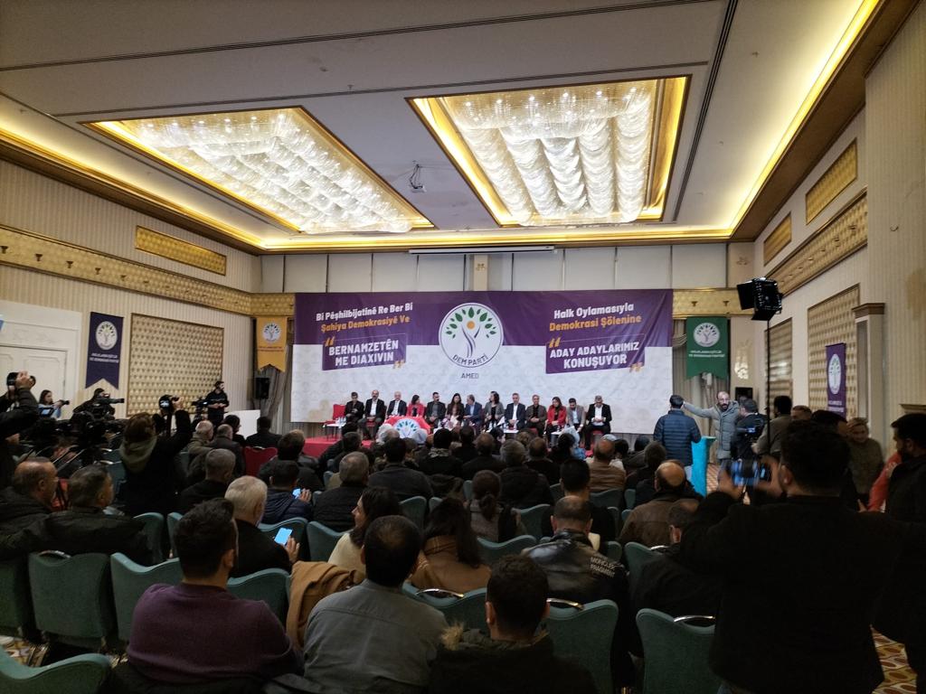 Diyarbakır’da DEM Parti aday adayları projelerini anlattı