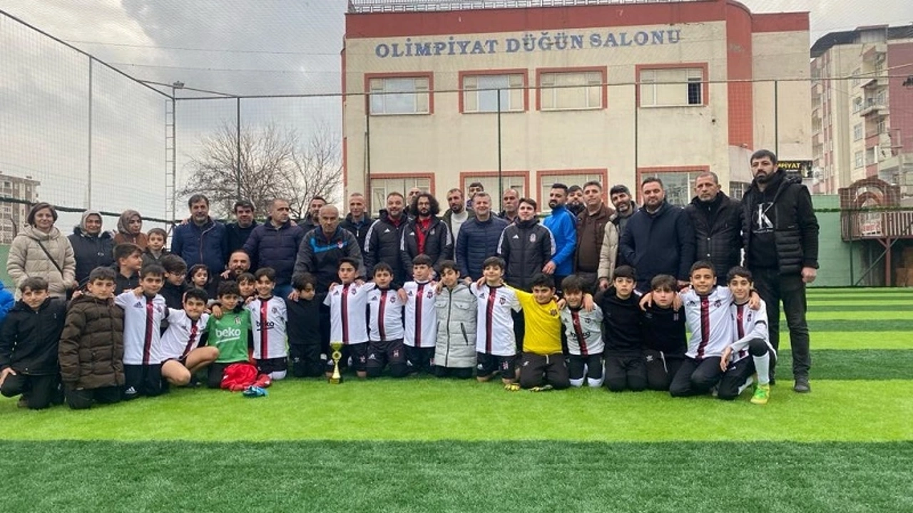 Beşiktaş Turnuvasında Diyarbakır Takımı Şampiyon Oldu