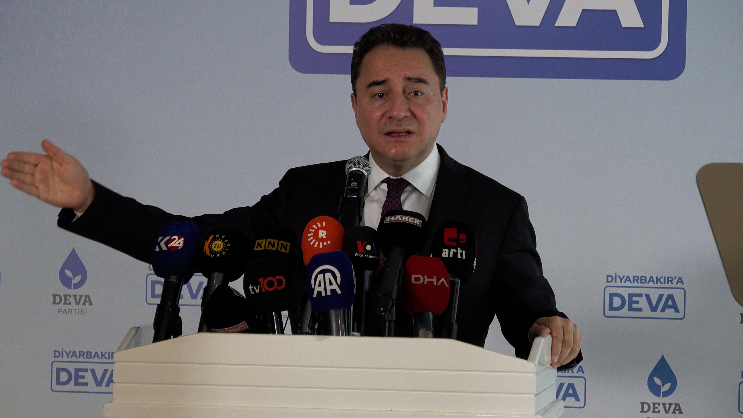 DEVA Partisi Genel Başkanı Ali Babacan: Diyarbakırlıların Oylarının Bir Önemi Yok!