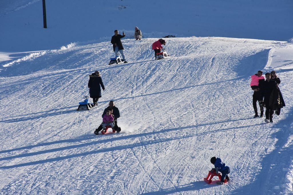 Bölgede kayak sezonu açıldı