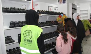 Umut Kervanından Diyarbakır’da çocuklara kışlık giysi desteği