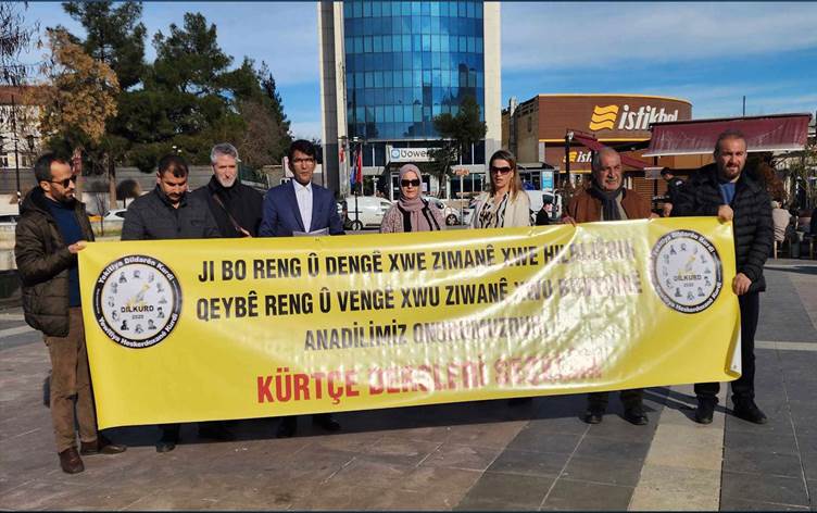 Diyarbakır’da Kürtçe seçmeli dersler çağrı!