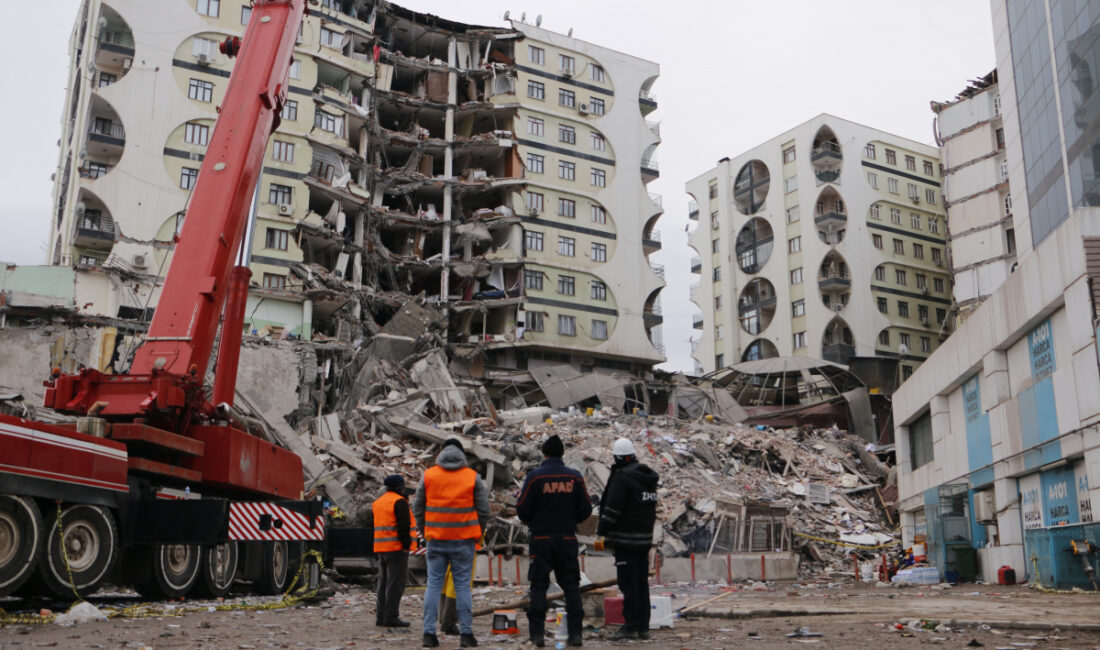 Diyarbakır’da depremde hayatını kaybedenler anılacak!