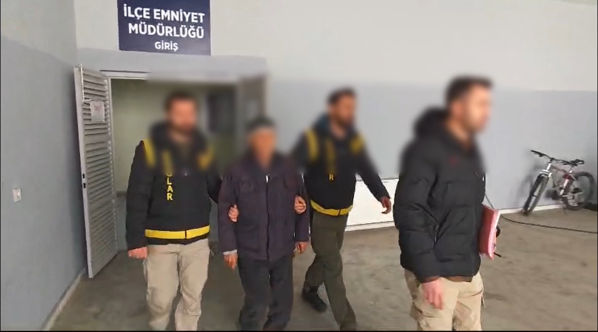 Diyarbakır’da camide çocuklara bıçak çeken yaşlı adam serbest kaldı