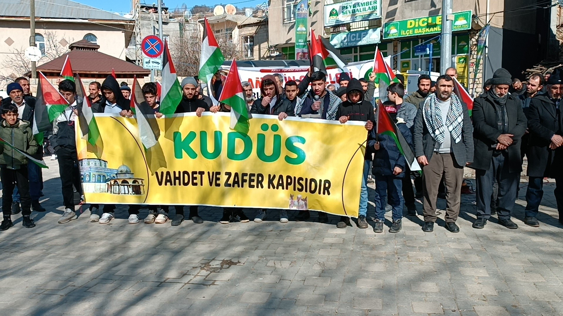 Diyarbakır’ın o ilçesinde Filistin’e destek için bir araya geldiler